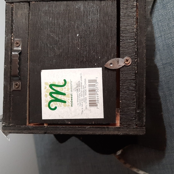 Rustic Black Bear Birdhouse Wood Clean Out Door Hangs - Picture 7 of 7